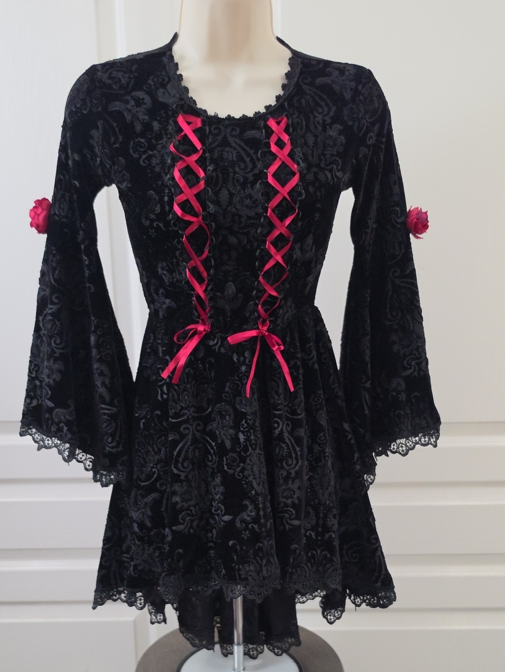 Spirit Halloween | Girls Gothic Devil Costume Dress Only–Size M (8-10) Black/Red